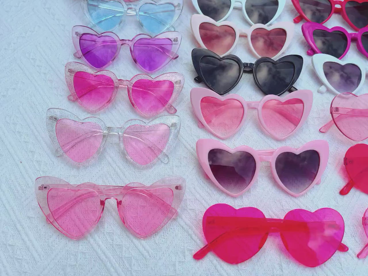 Hens Party Heart Sunglasses | Bachelorette Party Decoration, Bridesmaid Gift + Bridal Shower Supplies, Bride to Be, Bridesmaid Proposal