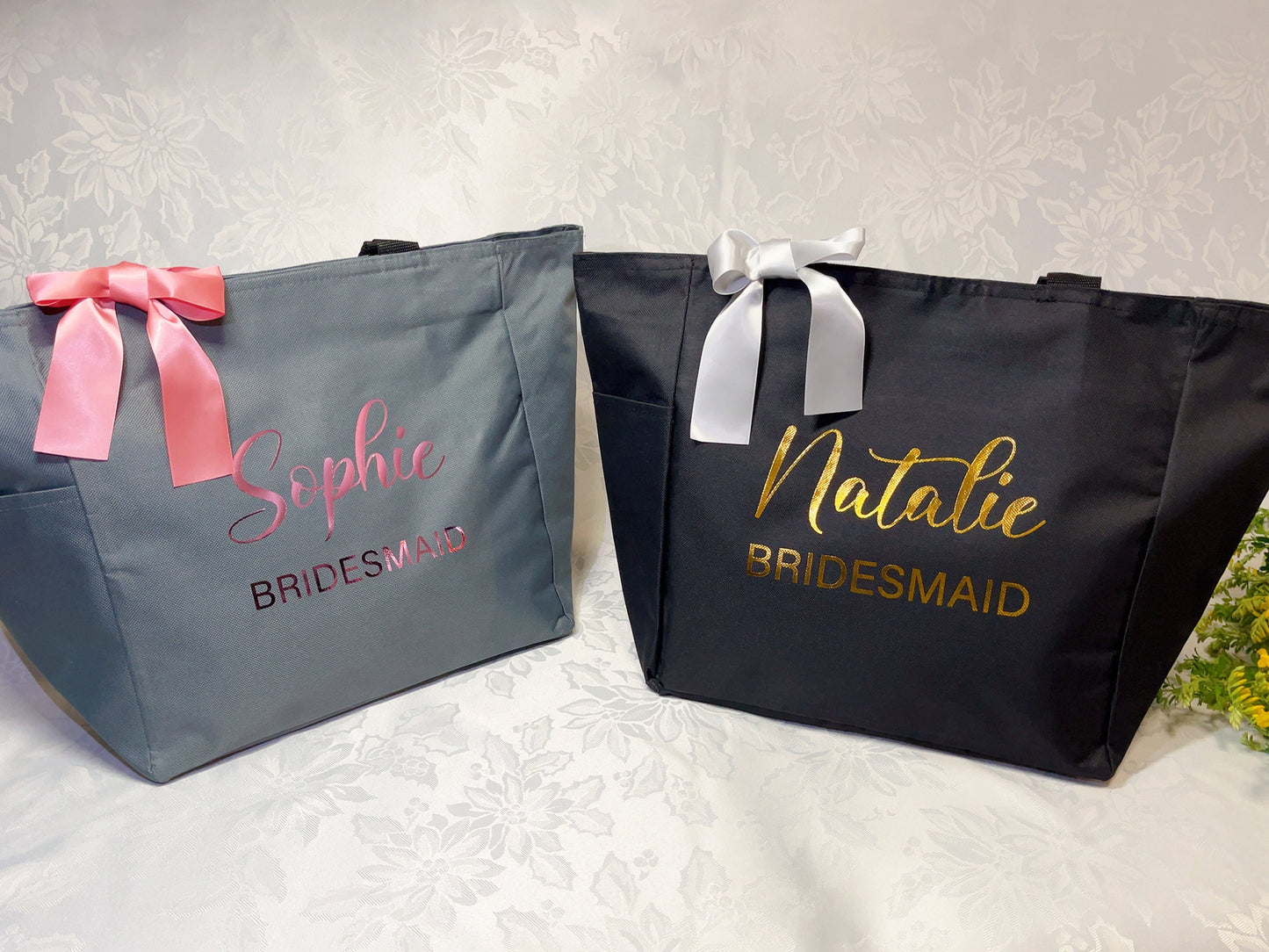 Bridesmaid Tote Bags, Personalized Bridesmaid Bags, Maid of Honor Tote, Bride To Be Gifts, Bachelorette Gift, Bridal Party Bridesmaid Gifts