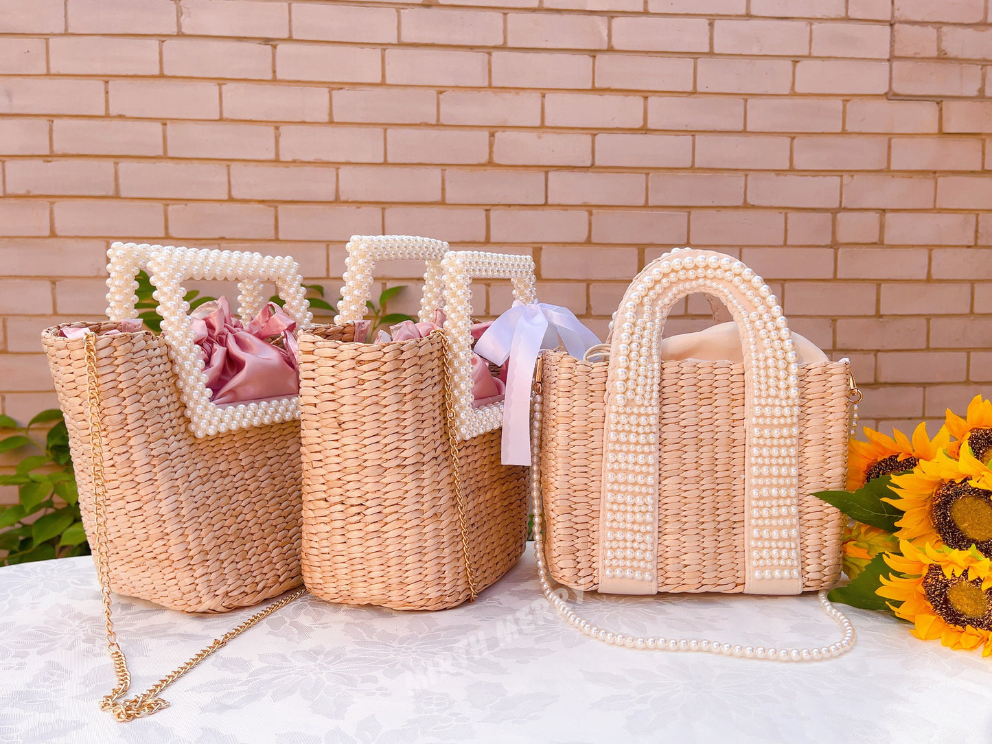 Pearl Straw Tote Bag, Wedding Holiday Bridal Hen Honeymoon Gift Embellished Woven Beaded Beach Basket Tote Handbag Purse, Bride To Be Gift