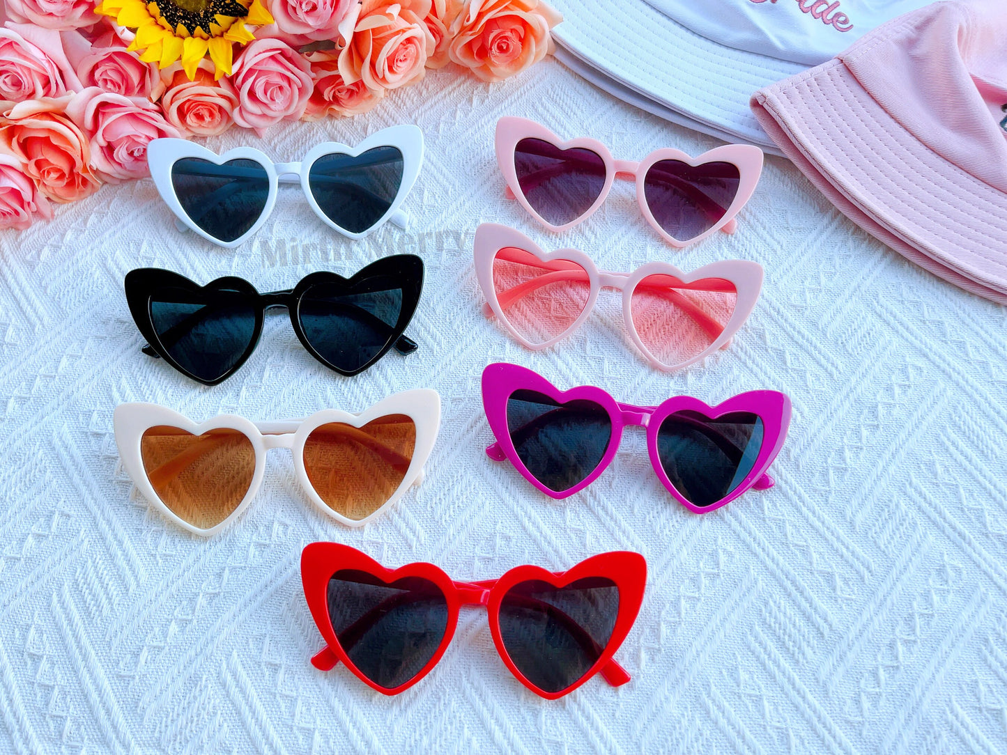 Hens Party Heart Sunglasses | Bachelorette Party Decoration, Bridesmaid Gift + Bridal Shower Supplies, Bride to Be, Bridesmaid Proposal