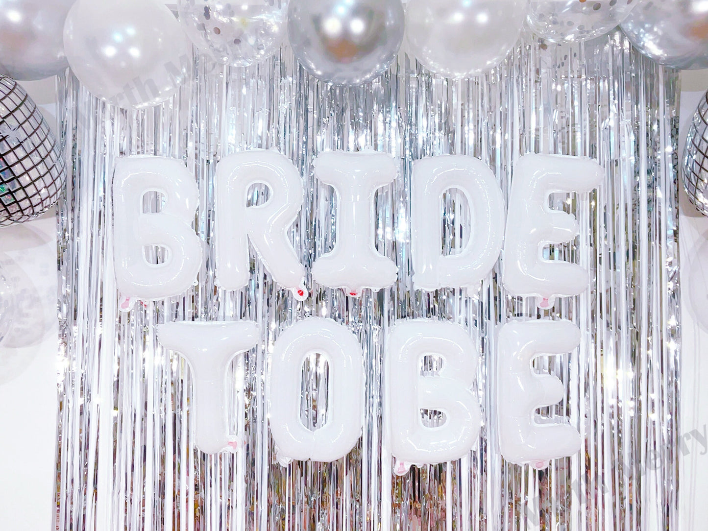 White Bride To Be & Silver Balloons Set | Hens Party Decoration, Bachelorette Party, Bridal Shower Decor Photo Backdrop